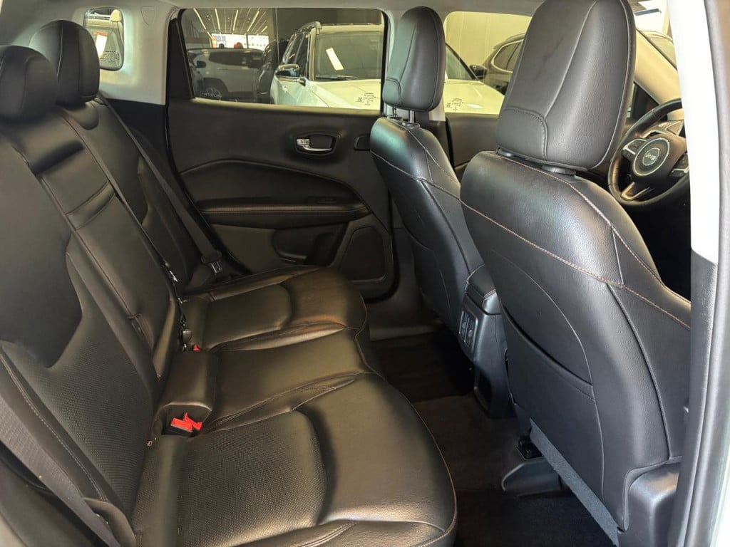 Imagem do veículo JEEP COMPASS 2.0 16V FLEX LONGITUDE AUTOMÁTICO