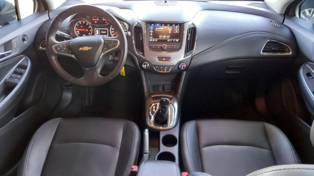 Imagem do veículo CHEVROLET CRUZE 1.8 LT SPORT6 16V FLEX 4P AUTOMÁTICO