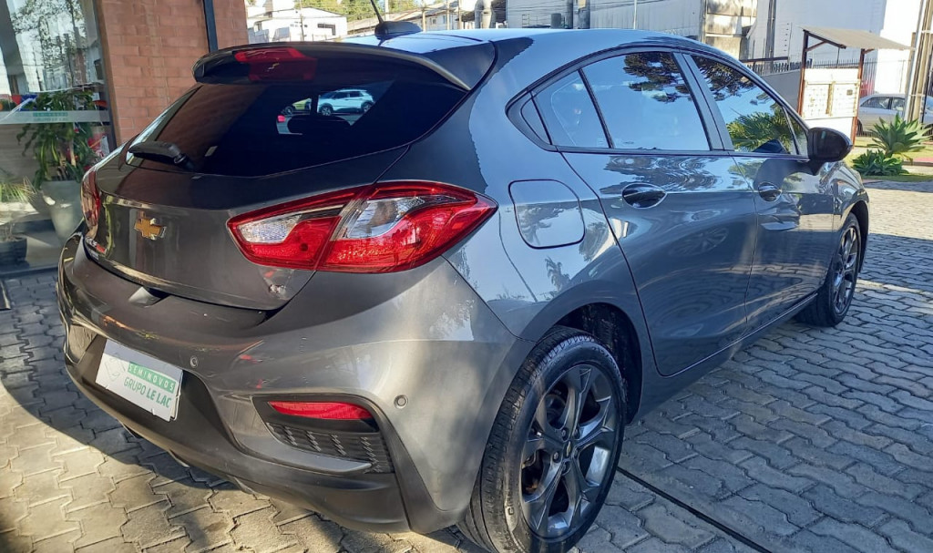 Imagem do veículo CHEVROLET CRUZE 1.8 LT SPORT6 16V FLEX 4P AUTOMÁTICO