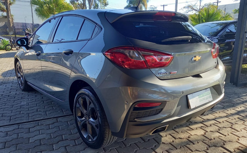 Imagem do veículo CHEVROLET CRUZE 1.8 LT SPORT6 16V FLEX 4P AUTOMÁTICO