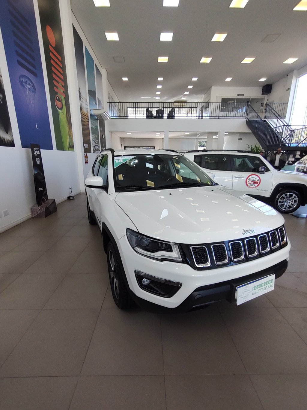 Imagem do veículo JEEP COMPASS 2.0 16V DIESEL LONGITUDE 4X4 AUTOMÁTICO