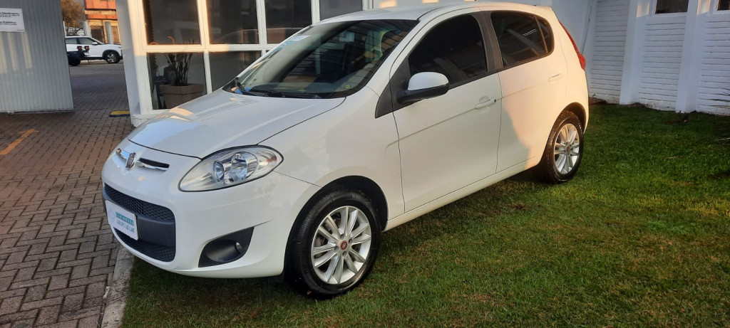 FIAT PALIO 1.6 MPI ESSENCE 16V FLEX 4P MANUAL