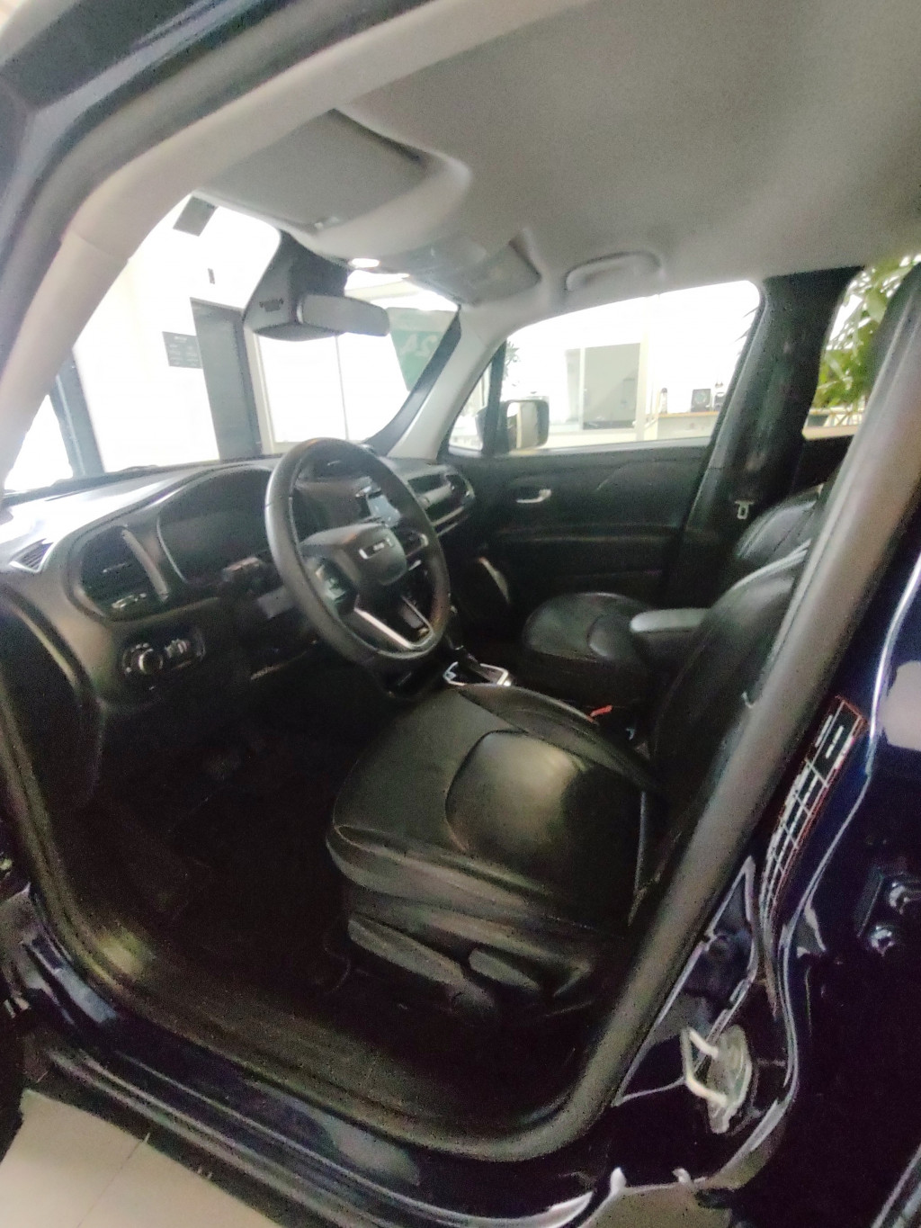 Imagem do veículo JEEP RENEGADE Longitude T270 1.3 TB 4x2 Flex Automático