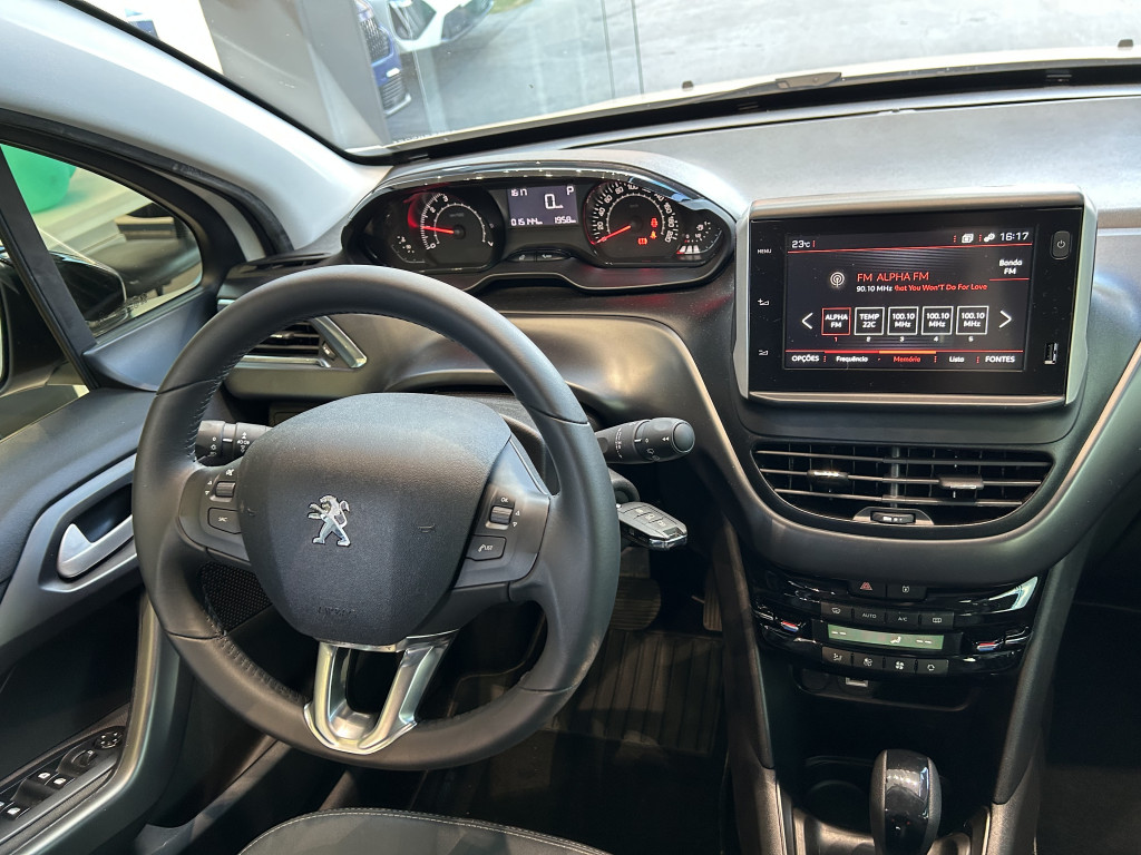 Imagem do veículo PEUGEOT 2008 1.6 16V FLEX STYLE 4P AUTOMÁTICO