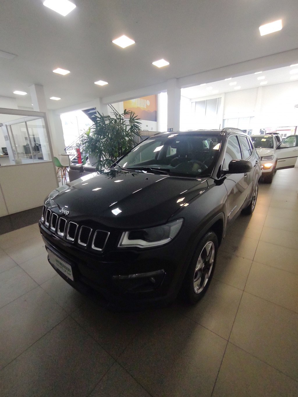Imagem do veículo JEEP COMPASS 2.0 16V FLEX LONGITUDE AUTOMÁTICO