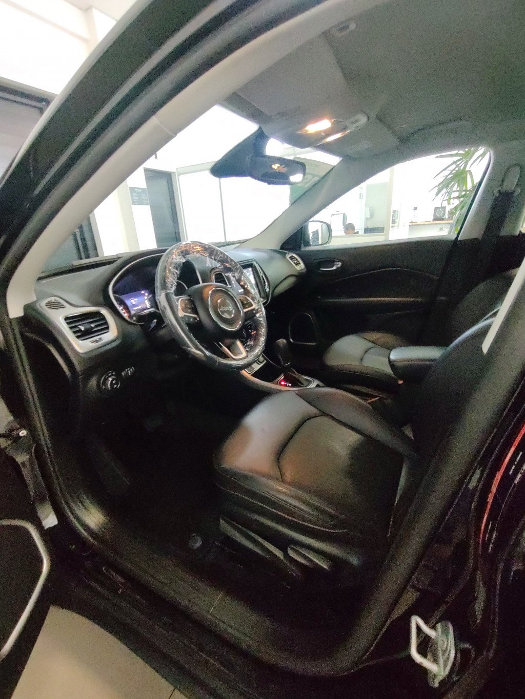 Imagem do veículo JEEP COMPASS 2.0 16V FLEX LONGITUDE AUTOMÁTICO