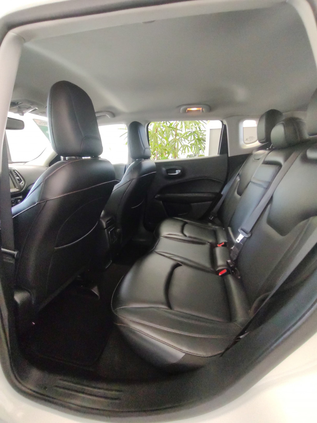 Imagem do veículo JEEP COMPASS 2.0 16V DIESEL LONGITUDE 4X4 AUTOMÁTICO