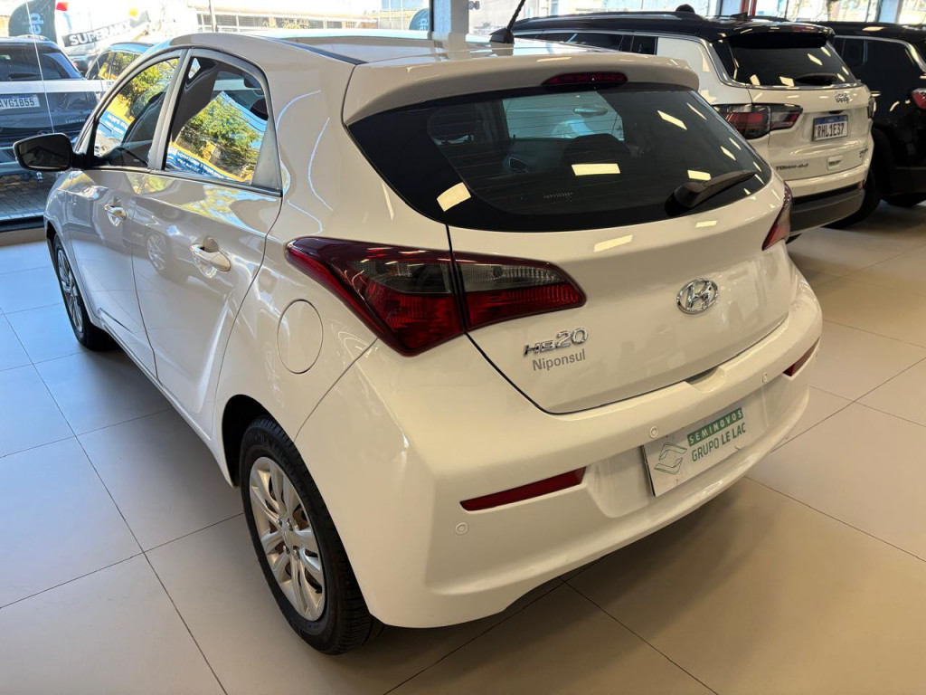 Imagem do veículo HYUNDAI HB20 1.0 COMFORT 12V FLEX 4P MANUAL