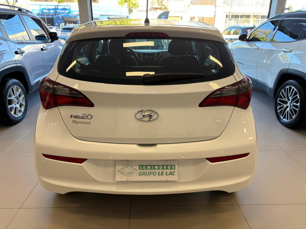 Imagem do veículo HYUNDAI HB20 1.0 COMFORT 12V FLEX 4P MANUAL