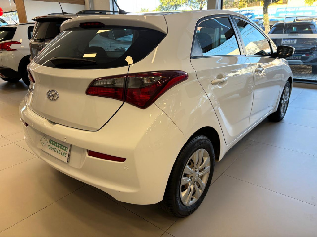 Imagem do veículo HYUNDAI HB20 1.0 COMFORT 12V FLEX 4P MANUAL