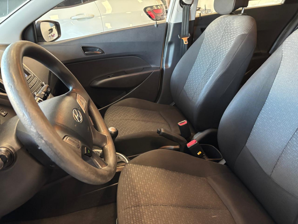 Imagem do veículo HYUNDAI HB20 1.0 COMFORT 12V FLEX 4P MANUAL