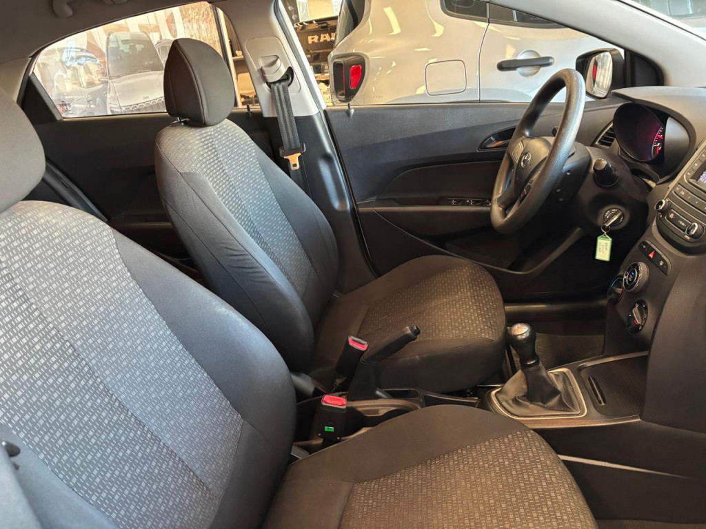 Imagem do veículo HYUNDAI HB20 1.0 COMFORT 12V FLEX 4P MANUAL