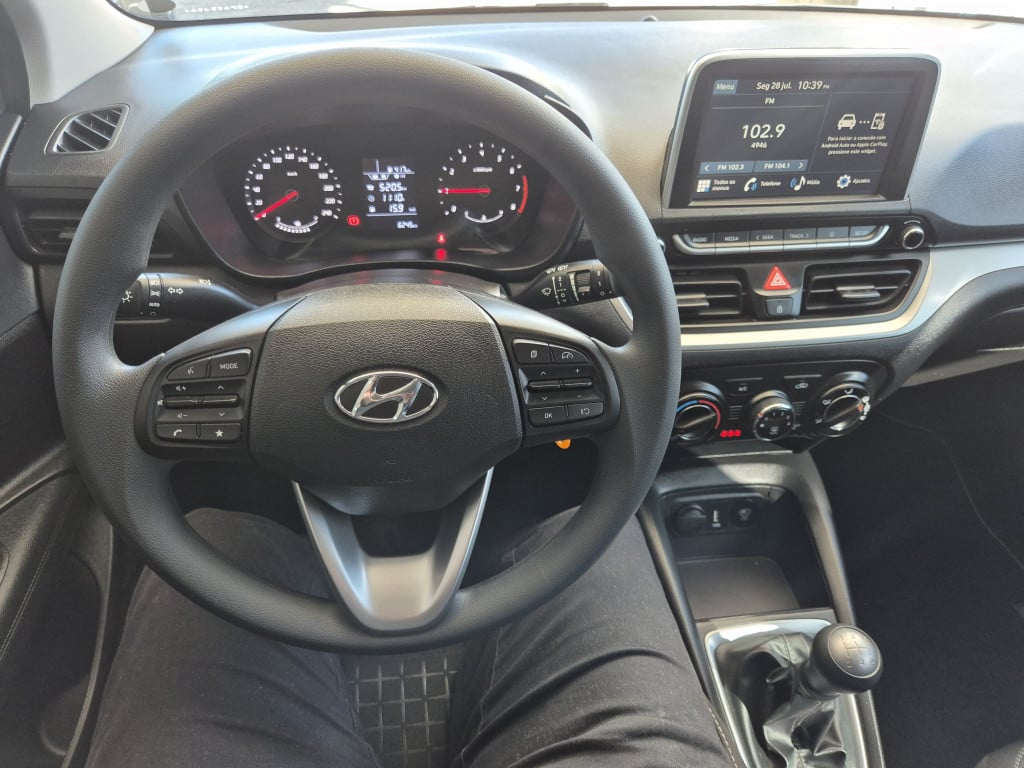 Imagem do veículo HYUNDAI HB20 1.0 COMFORT PLUS 12V FLEX 4P MANUAL