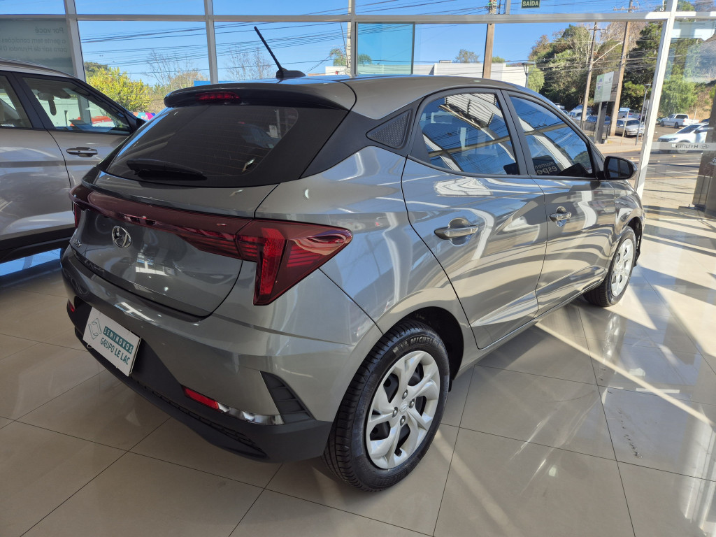 Imagem do veículo HYUNDAI HB20 1.0 COMFORT PLUS 12V FLEX 4P MANUAL