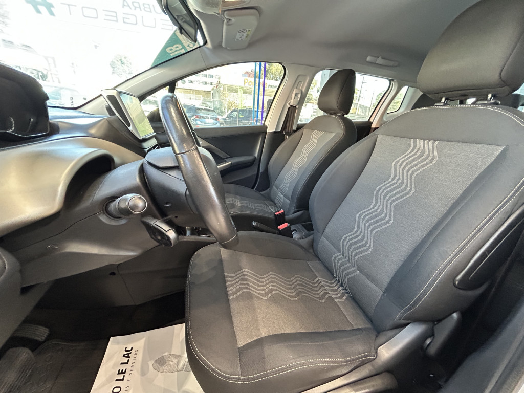 Imagem do veículo PEUGEOT 2008 1.6 16V FLEX ALLURE 4P AUTOMÁTICO