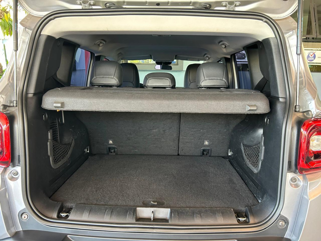 Imagem do veículo JEEP RENEGADE 2.0 16V TURBO DIESEL LONGITUDE 4P 4X4 AUTOMÁTICO