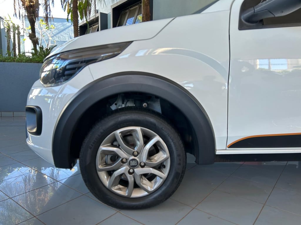 Imagem do veículo FIAT MOBI TREKKING 1.0 Flex 5p.