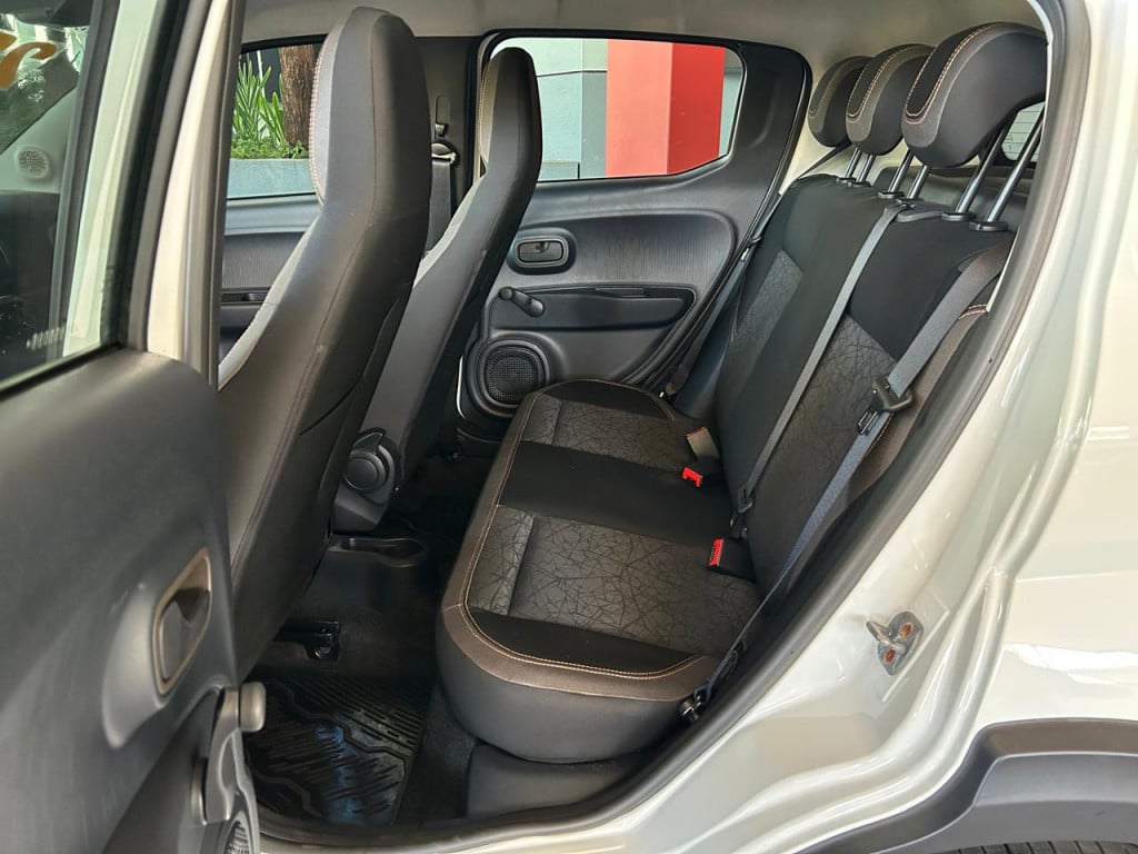 Imagem do veículo FIAT MOBI TREKKING 1.0 Flex 5p.