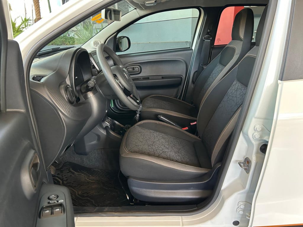 Imagem do veículo FIAT MOBI TREKKING 1.0 Flex 5p.