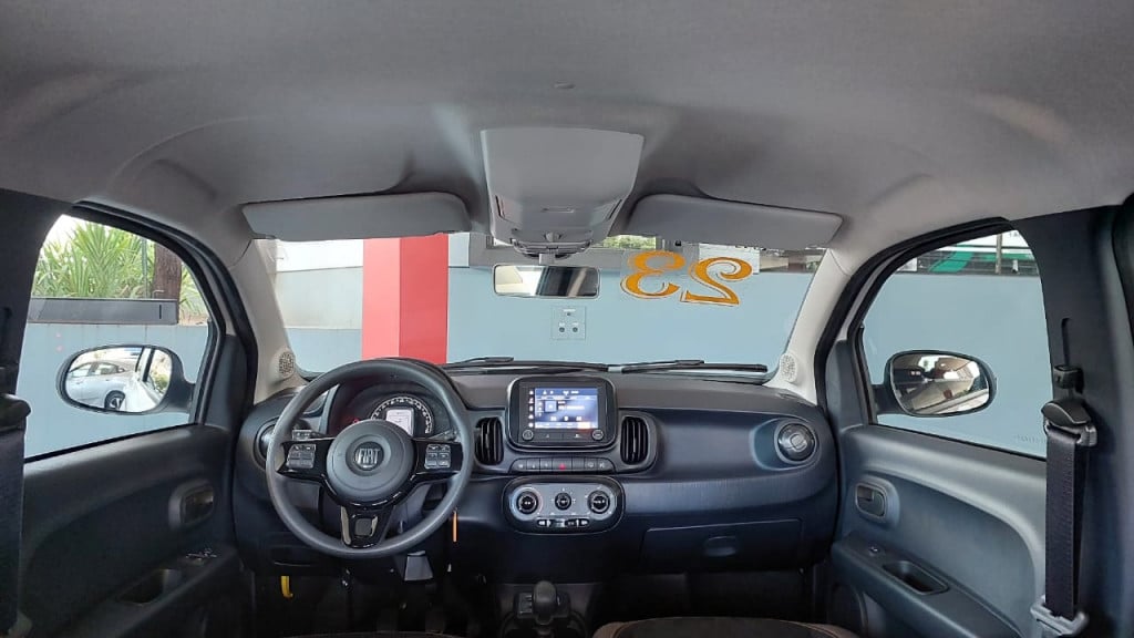 Imagem do veículo FIAT MOBI TREKKING 1.0 Flex 5p.