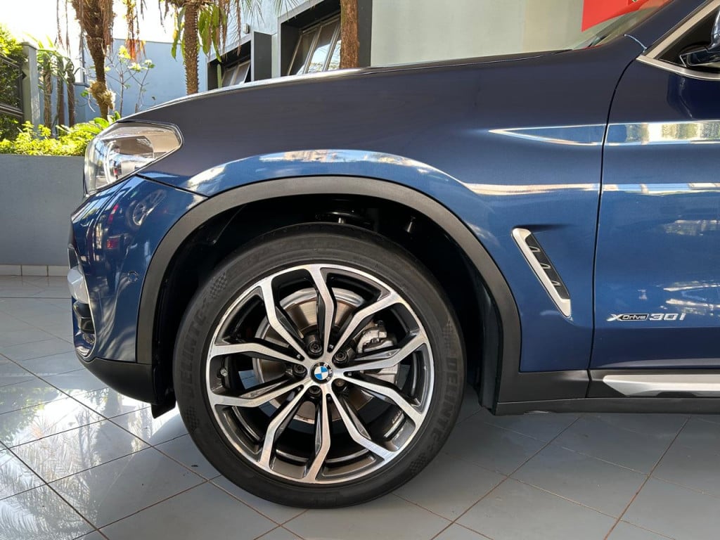 Imagem do veículo BMW X3 2.0 16V GASOLINA X LINE XDRIVE30I STEPTRONIC