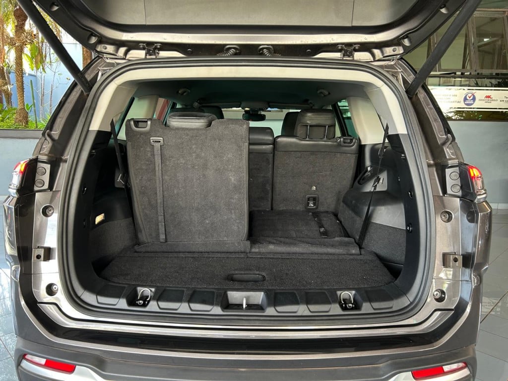 Imagem do veículo JEEP COMMANDER Limited T270 1.3 TB Flex Aut.