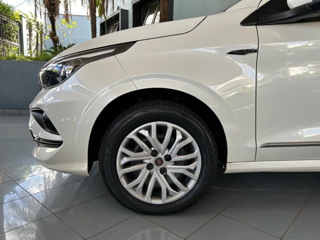 Imagem do veículo FIAT CRONOS 1.8 E.TORQ FLEX DRIVE AT6