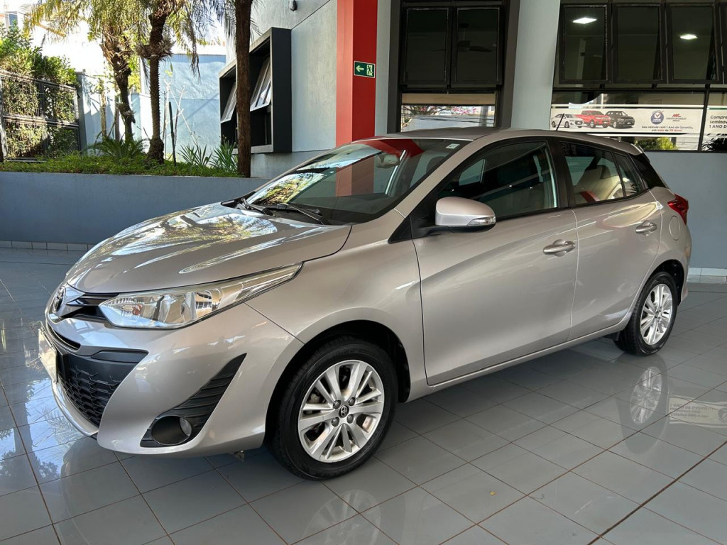 Imagem do veículo TOYOTA YARIS 1.3 16V FLEX XL MULTIDRIVE