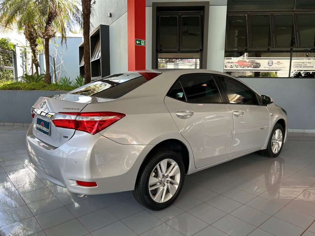 Imagem do veículo TOYOTA COROLLA 1.8 GLI 16V FLEX 4P AUTOMÁTICO