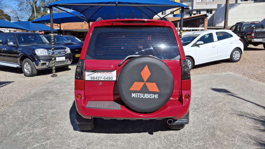 Imagem do veículo MITSUBISHI PAJERO TR4 2.0 4X4 16V 140CV FLEX 4P AUTOMÁTICO
