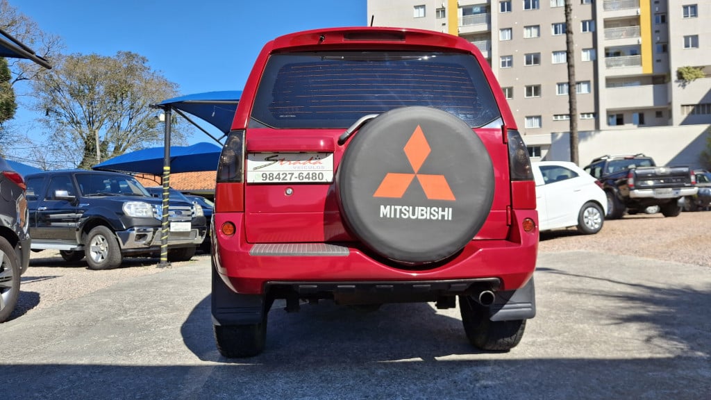 Imagem do veículo MITSUBISHI PAJERO TR4 2.0 4X4 16V 140CV FLEX 4P AUTOMÁTICO