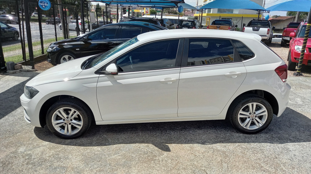 Imagem do veículo VOLKSWAGEN POLO 1.6 MSI TOTAL FLEX MANUAL