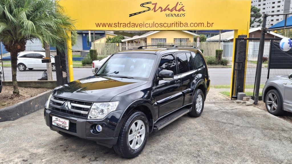 Imagem do veículo MITSUBISHI PAJERO FULL 3.2 GLS 4X4 16V TURBO INTERCOOLER DIESEL 4P AUTOMÁTICO