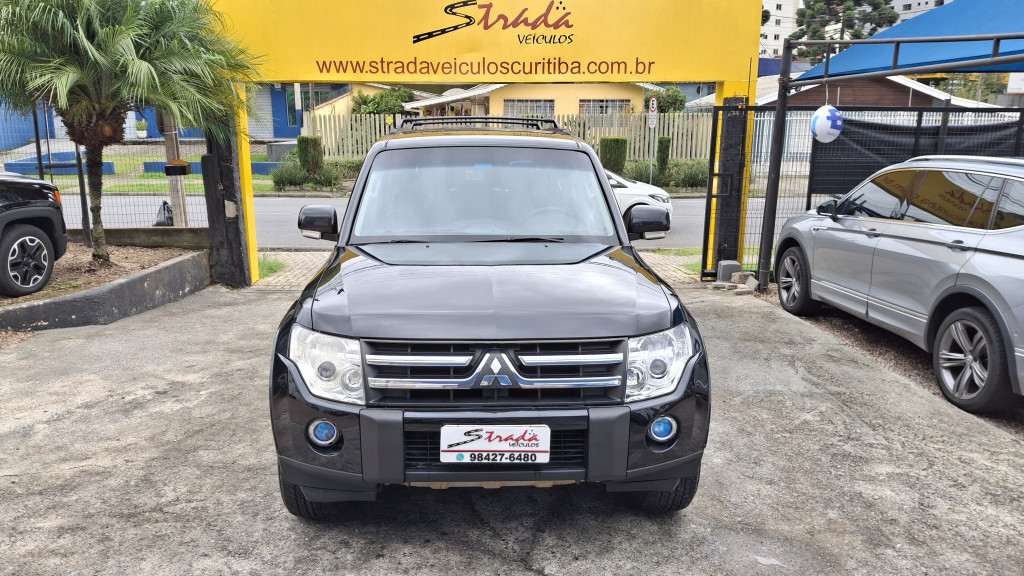 Imagem do veículo MITSUBISHI PAJERO FULL 3.2 GLS 4X4 16V TURBO INTERCOOLER DIESEL 4P AUTOMÁTICO