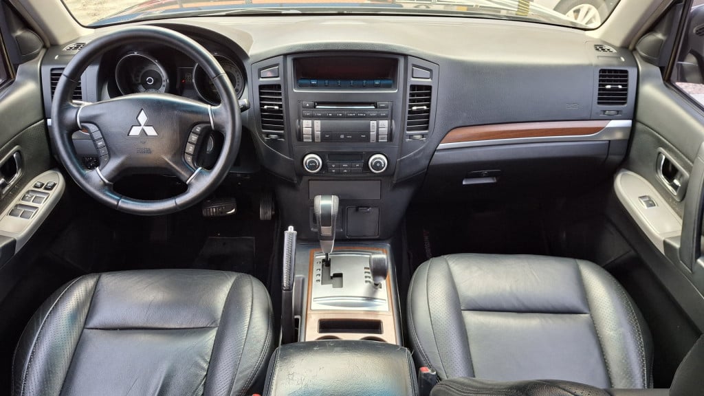 Imagem do veículo MITSUBISHI PAJERO FULL 3.2 GLS 4X4 16V TURBO INTERCOOLER DIESEL 4P AUTOMÁTICO