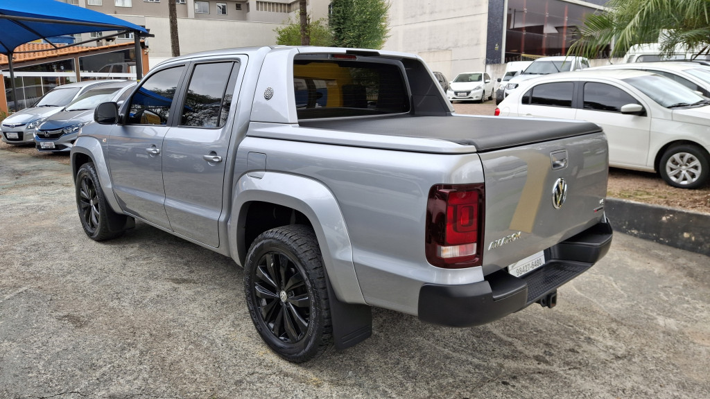 Imagem do veículo VOLKSWAGEN AMAROK 3.0 V6 TDI DIESEL HIGHLINE EXTREME CD 4MOTION AUTOMÁTICO