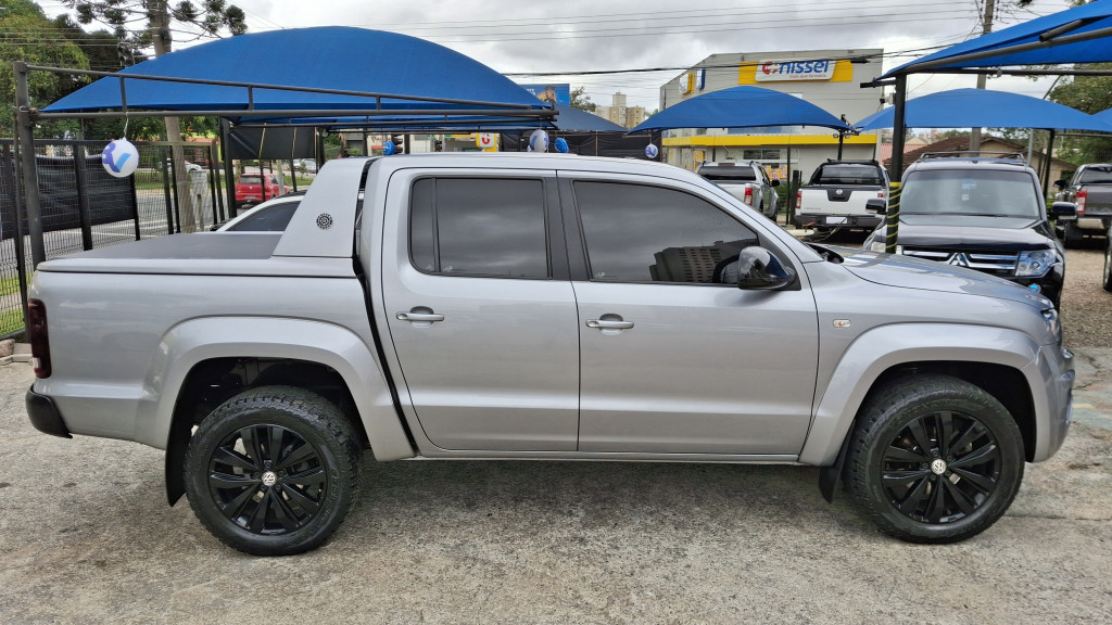 Imagem do veículo VOLKSWAGEN AMAROK 3.0 V6 TDI DIESEL HIGHLINE EXTREME CD 4MOTION AUTOMÁTICO