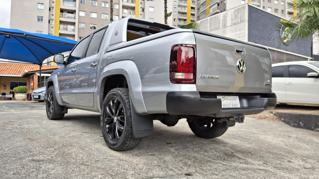Imagem do veículo VOLKSWAGEN AMAROK 3.0 V6 TDI DIESEL HIGHLINE EXTREME CD 4MOTION AUTOMÁTICO