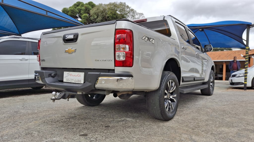 Imagem do veículo CHEVROLET S10 2.8 16V TURBO DIESEL LTZ CD 4X4 AUTOMÁTICO