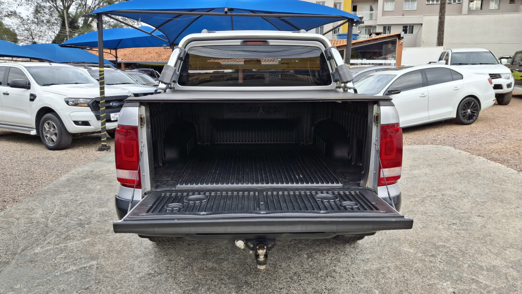 Imagem do veículo VOLKSWAGEN AMAROK 2.0 COMFORTLINE 4X4 CD 16V TURBO INTERCOOLER DIESEL 4P AUTOMÁTICO