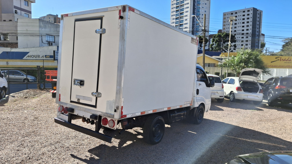 Imagem do veículo KIA BONGO 2.5 K-2500 4X2 CS TURBO DIESEL 2P MANUAL