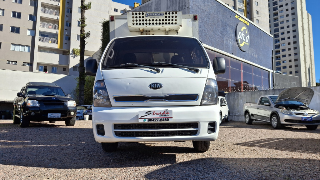 Imagem do veículo KIA BONGO 2.5 K-2500 4X2 CS TURBO DIESEL 2P MANUAL