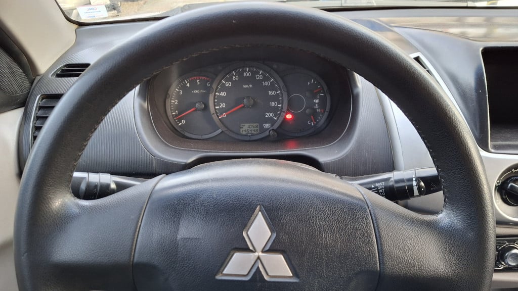 Imagem do veículo MITSUBISHI L200 TRITON 3.2 GL 4X4 CD 16V TURBO INTERCOLER DIESEL 4P MANUAL