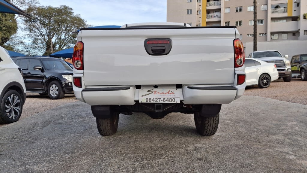Imagem do veículo MITSUBISHI L200 TRITON 3.2 GL 4X4 CD 16V TURBO INTERCOLER DIESEL 4P MANUAL