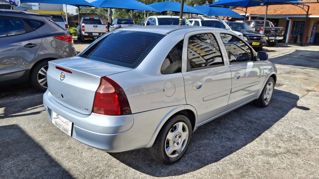 Imagem do veículo CHEVROLET CORSA 1.4 MPFI PREMIUM SEDAN 8V FLEX 4P MANUAL