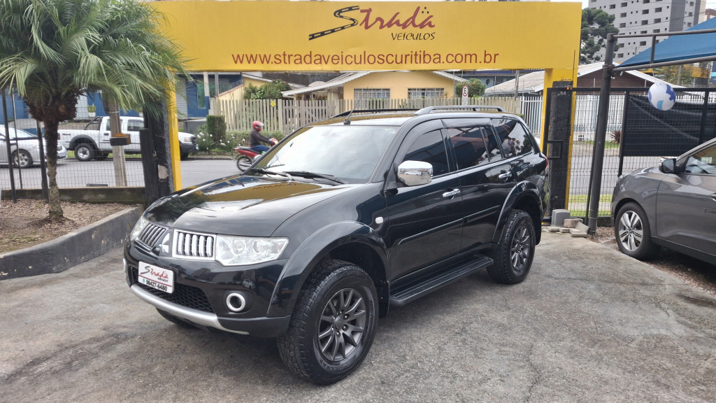 Imagem do veículo MITSUBISHI PAJERO DAKAR 3.2 HPE 4X4 7 LUGARES 16V TURBO INTERCOOLER DIESEL 4P AUTOMÁTICO