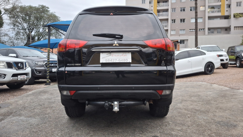 Imagem do veículo MITSUBISHI PAJERO DAKAR 3.2 HPE 4X4 7 LUGARES 16V TURBO INTERCOOLER DIESEL 4P AUTOMÁTICO