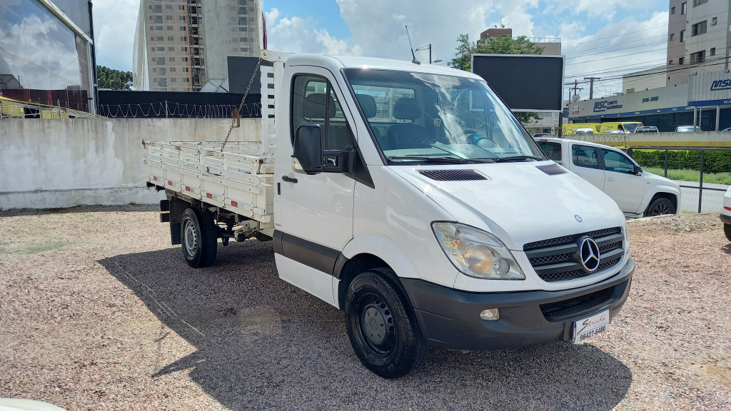Imagem do veículo MERCEDES-BENZ SPRINTER 2.2 CDI DIESEL CHASSIS 415 LONGO MANUAL