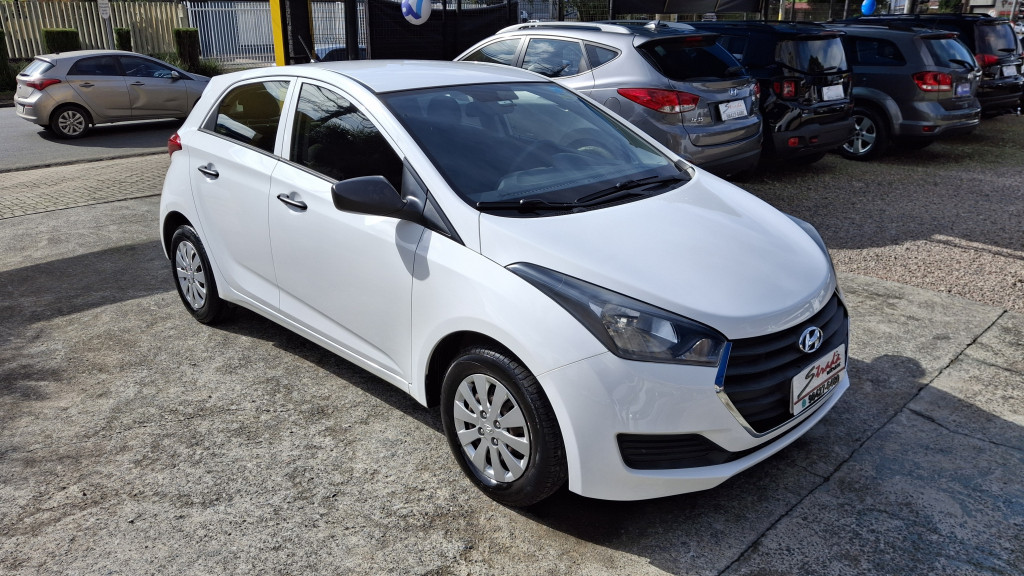 Imagem do veículo HYUNDAI HB20 1.0 COMFORT 12V FLEX 4P MANUAL
