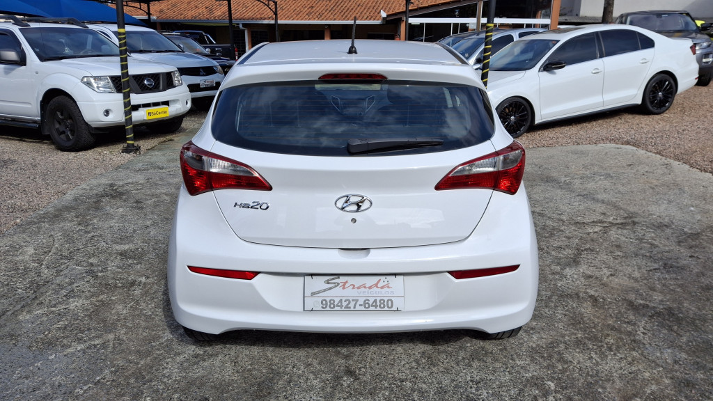 Imagem do veículo HYUNDAI HB20 1.0 COMFORT 12V FLEX 4P MANUAL